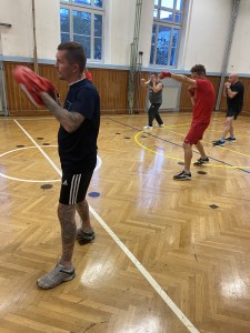 27673102-7D45-4C06-ADA8-1207A0B3840F